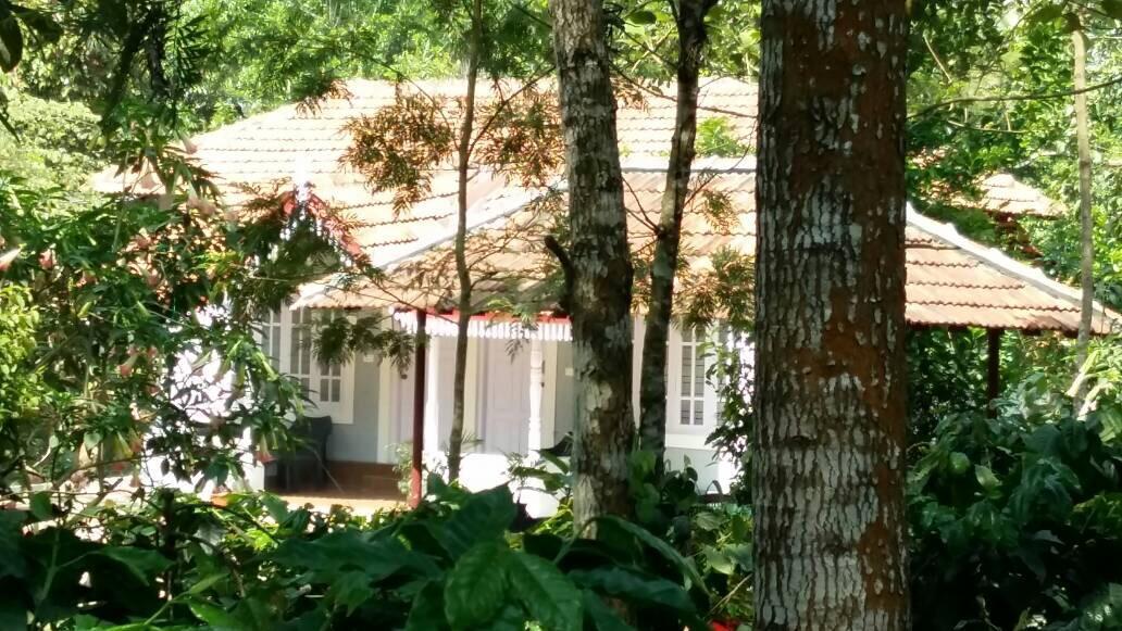 Hôtel Leisure Vacations Whispering Woods à Madikeri Extérieur photo